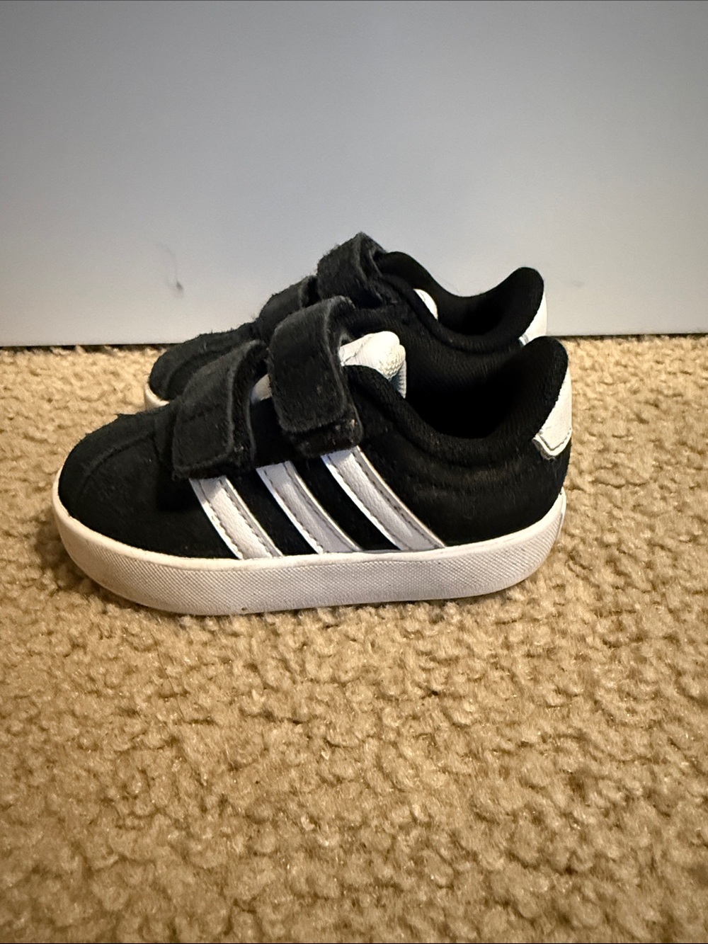 Kids Black and White Velcro Sneakers - Classic Stripe Design